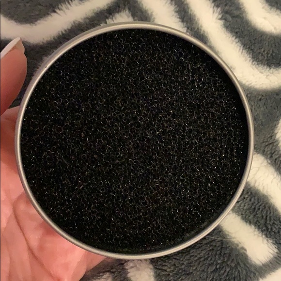 NWT DRY MAKEUP BRUSH CLEANER - Picture 3 of 3